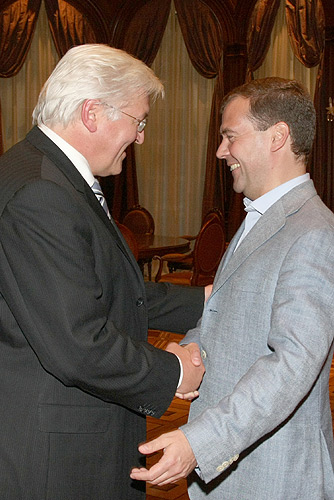 Dmitry_Medvedev_18_July_2008-2